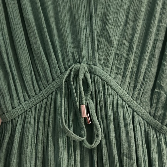 Elan cover up - Picture 3 of 7